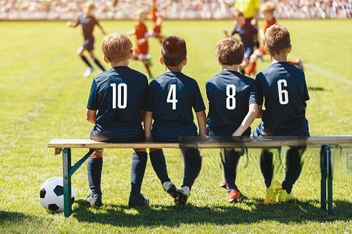 Like-uri multe, bani puțini: drama fotbalului juvenil giurgiuvean!
