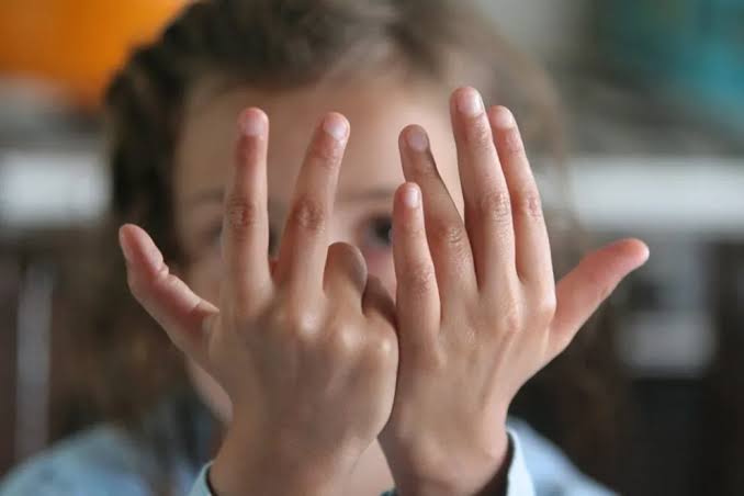 Verdictul PISA! „România care nu mai știe să citească: aproape 4 din 10 elevi nu ating nivelul minim la matematică, citire și științe”
