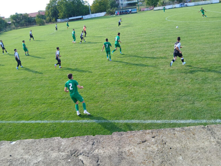  FOTBAL. Liga a IV-a, etapa a V-a / Scor de curtea școlii la Adunații Copăceni: „ ACS Victoria Adunați” – „Dunărea Greaca” 10-0